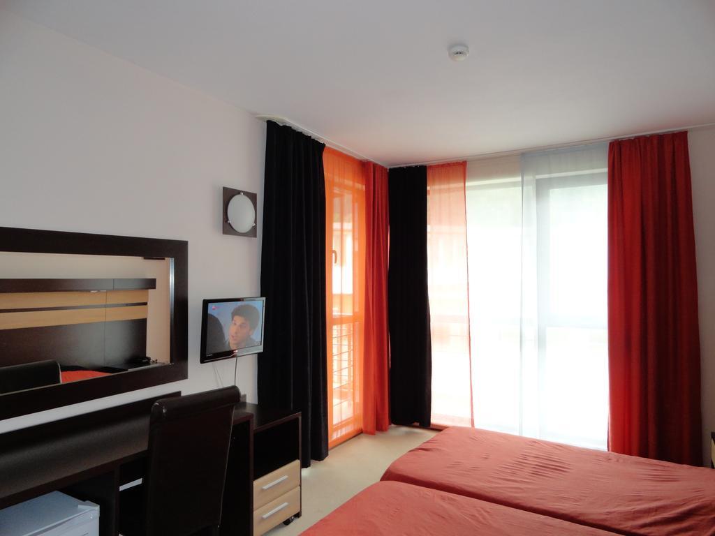 Hotel Byalo More Banite Room photo